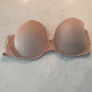 Victoria’s Secret 38C Strapless Bra